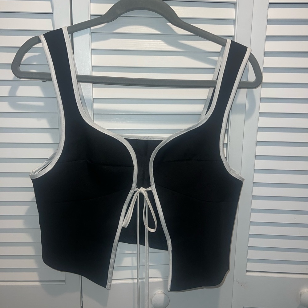White and black Y2K tank top